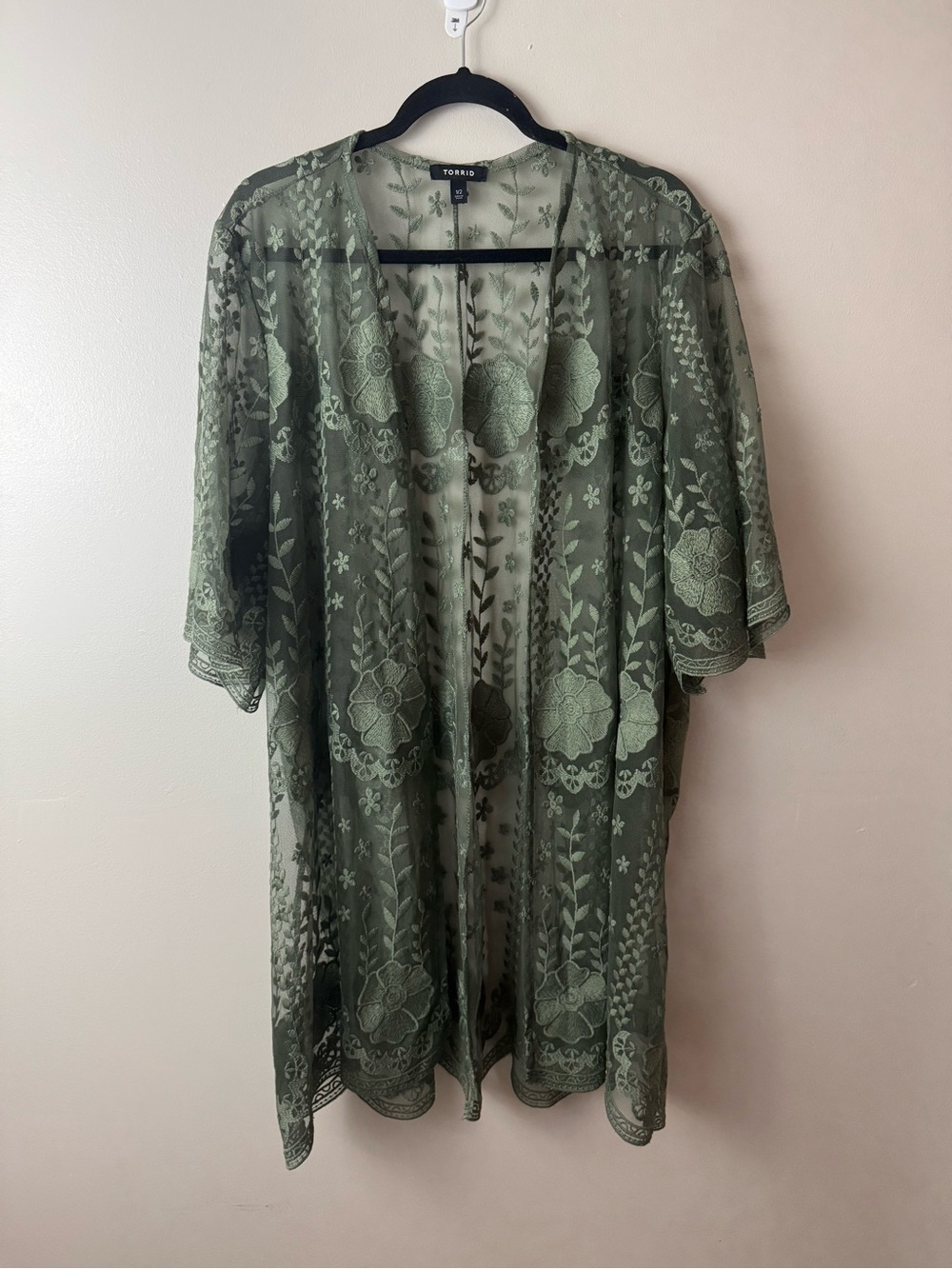 Torrid Olive Green Lace Kimono Boho Cottagecore Coquette Size 1/2